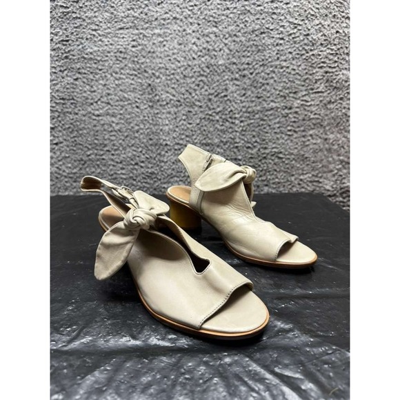 Bernardo Shoes - Bernardo Luna Leather Peep Toe Bow Bootie Heel Sandals Tan Womens Size 7.5 M US‎
